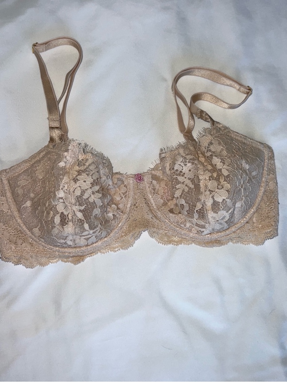 Victoria's Secret Beige Lace Underwire Bra